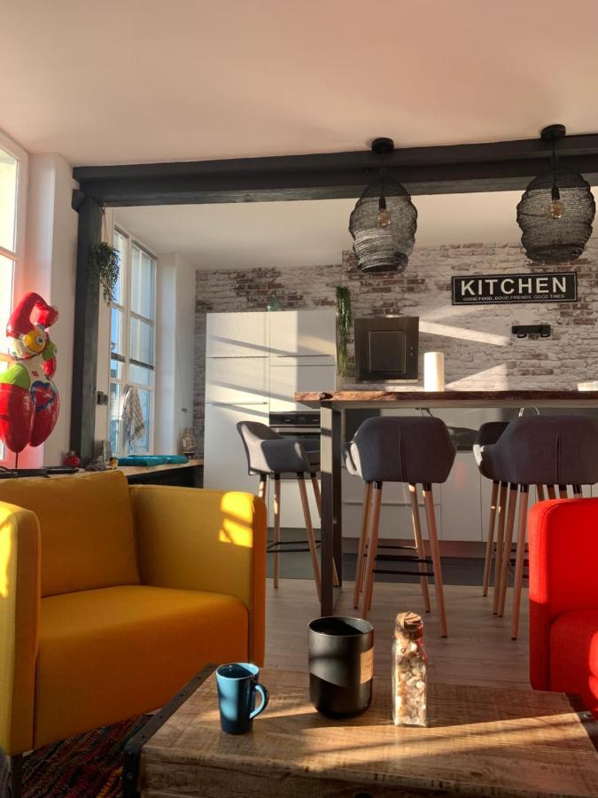 Ferienwohnung La Loge Des Artistes Honfleur Exterior foto