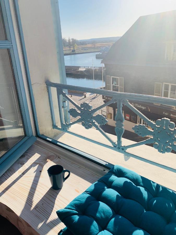 Ferienwohnung La Loge Des Artistes Honfleur Exterior foto